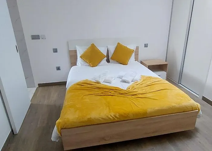 Affittacamere Refúgio D'aldeia *